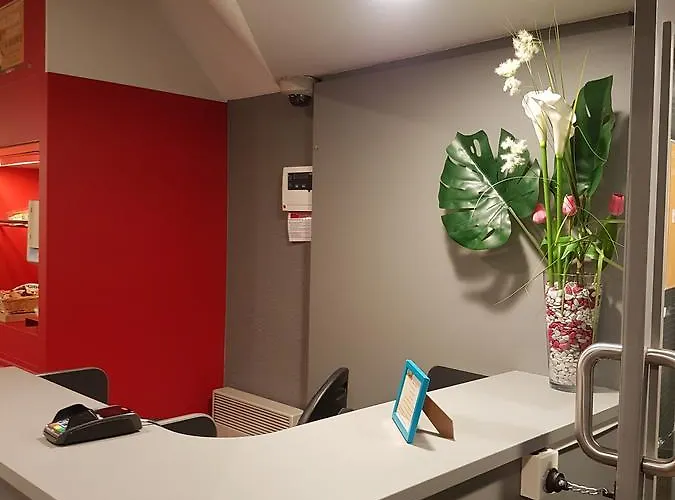 Hotelf1 Lyon Priest Hotel